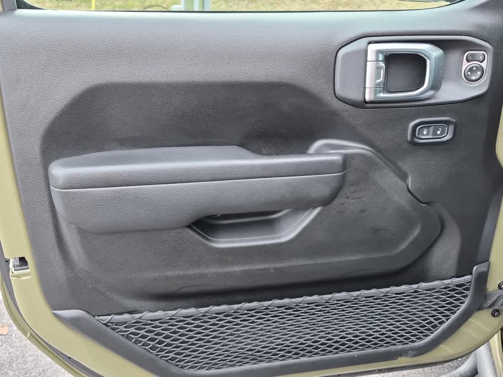 2025 Jeep Gladiator Willys - Photo 9