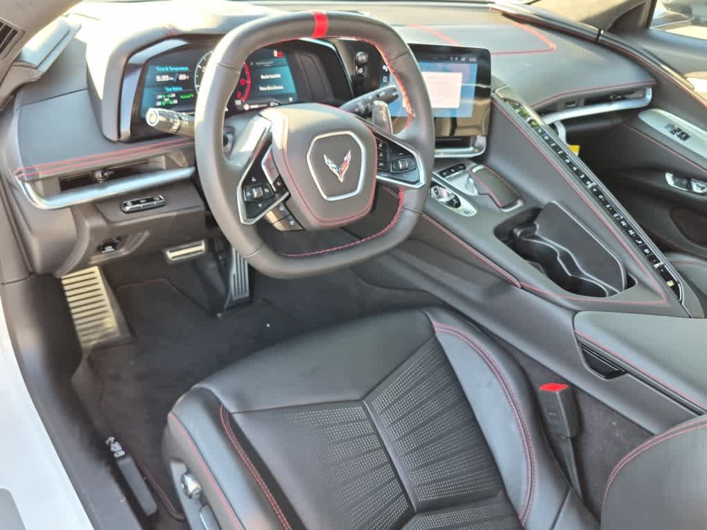 2025 Chevrolet Corvette 3LT - Photo 9