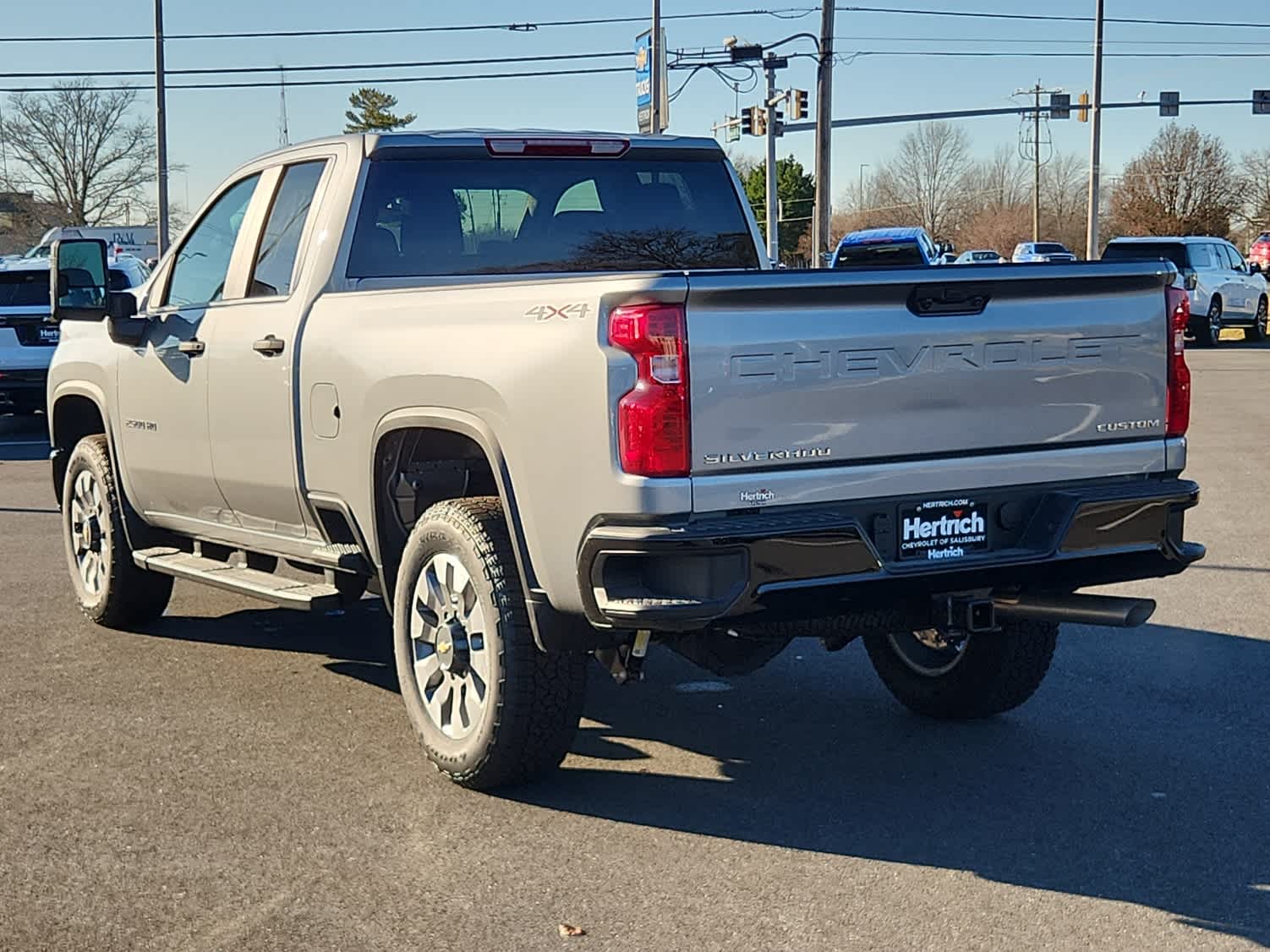 2026 Chevrolet Silverado 2500HD Custom photo 4