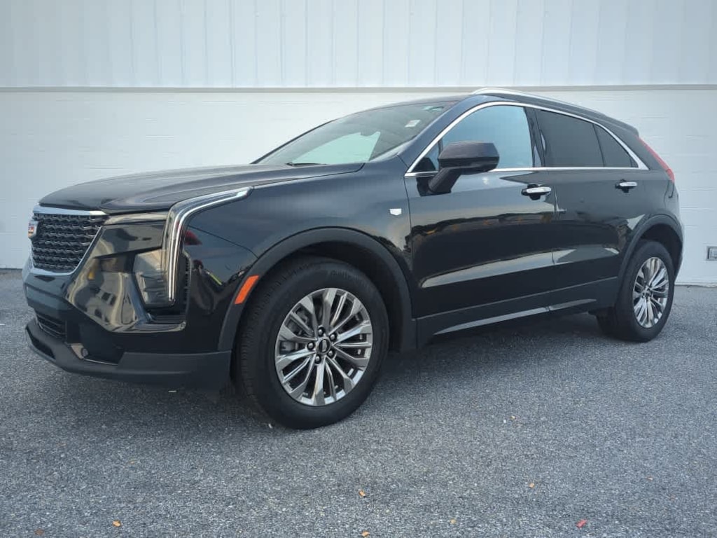Used 2025 CADILLAC XT4 Premium Luxury SUV