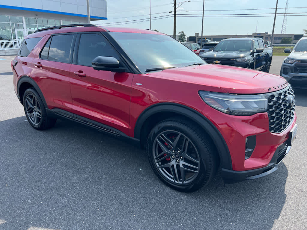 2025 Ford Explorer ST-Line AWD
