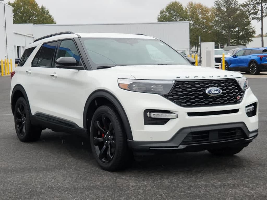 Used 2023 Ford Explorer ST