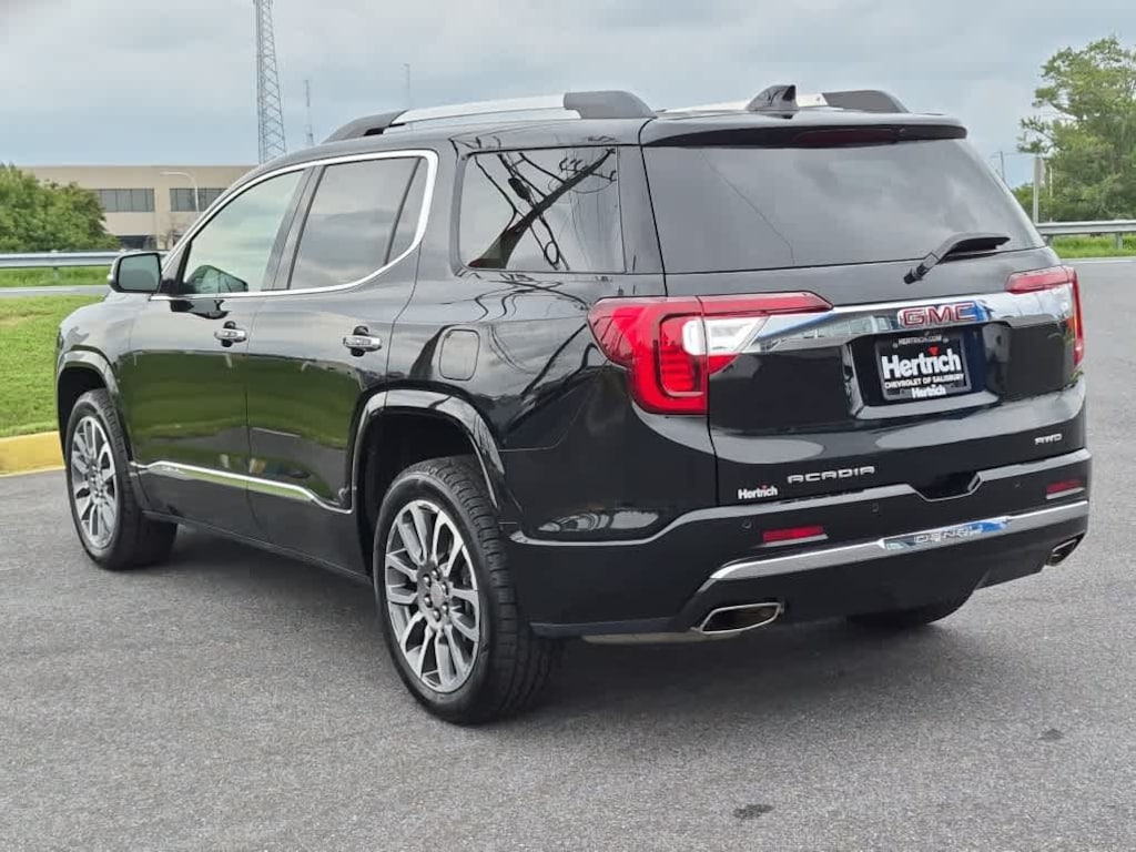 Used 2022 GMC Acadia Denali SUV