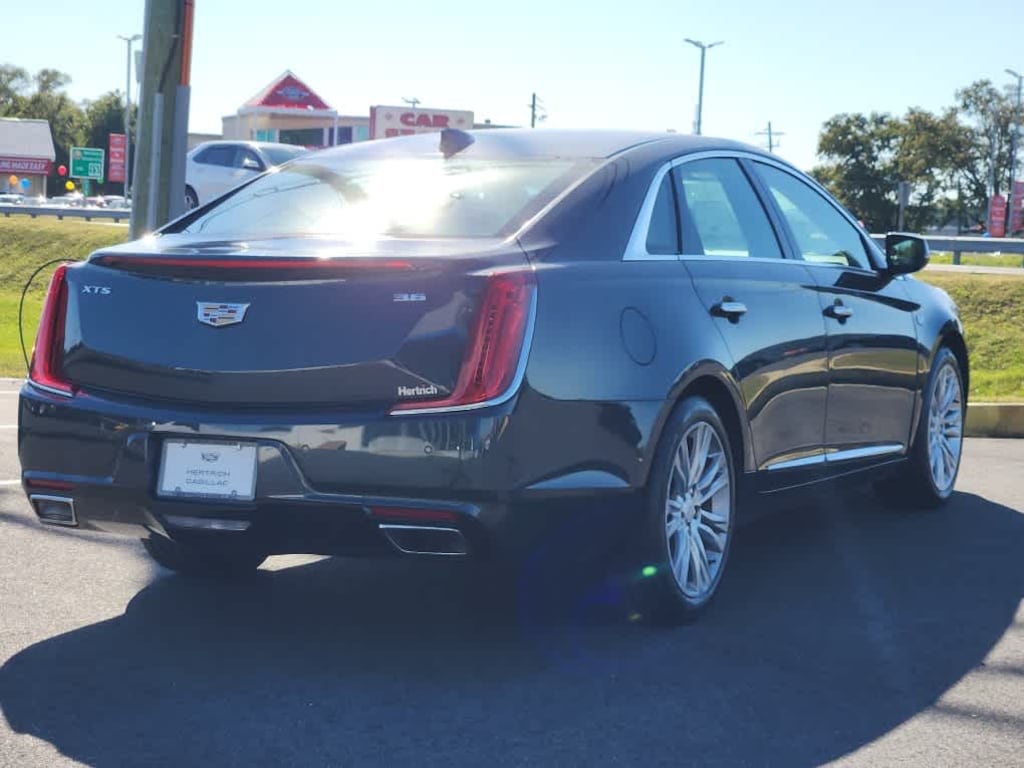 Used 2019 CADILLAC XTS Luxury Car