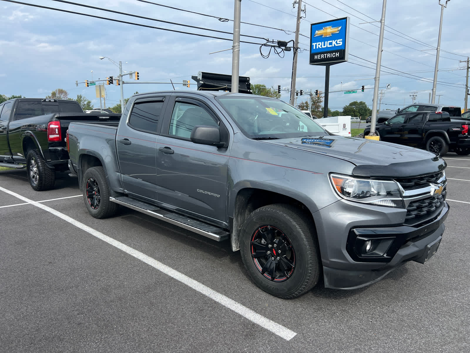 2022 Chevrolet Colorado Work Truck photo 3