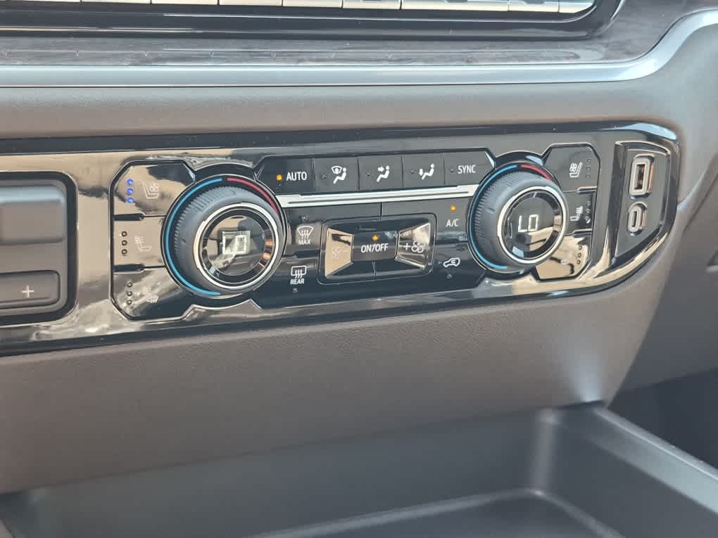 2026 Chevrolet Silverado 2500 HD LTZ - Photo 14