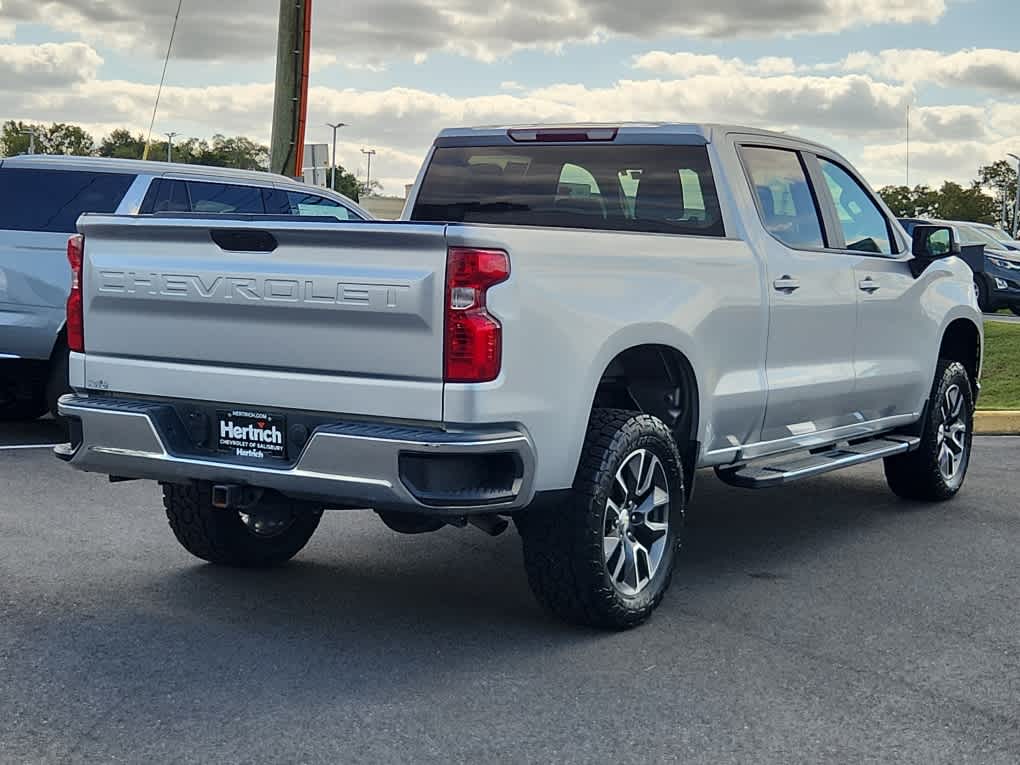 2020 Chevrolet Silverado 1500 LT photo 3
