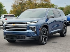 2026 Chevrolet Traverse LT SUV