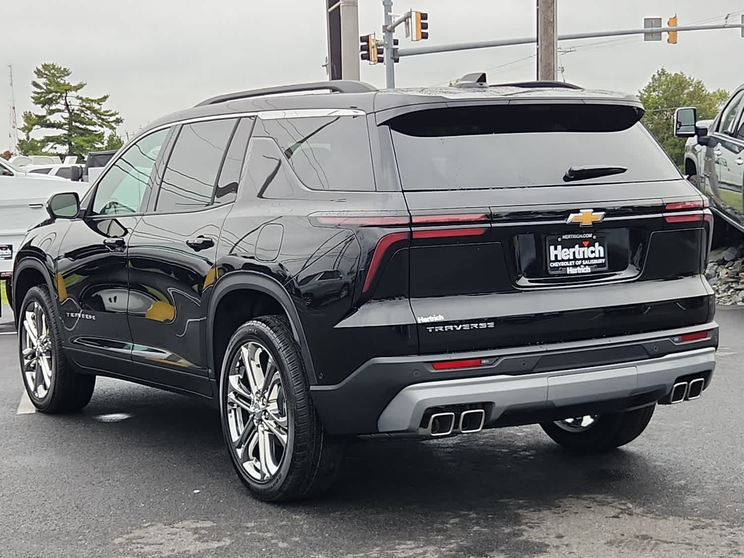 2026 Chevrolet Traverse photo 4