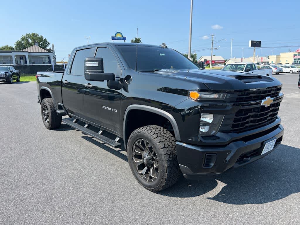 Used 2024 Chevrolet Silverado 2500 HD Custom Truck