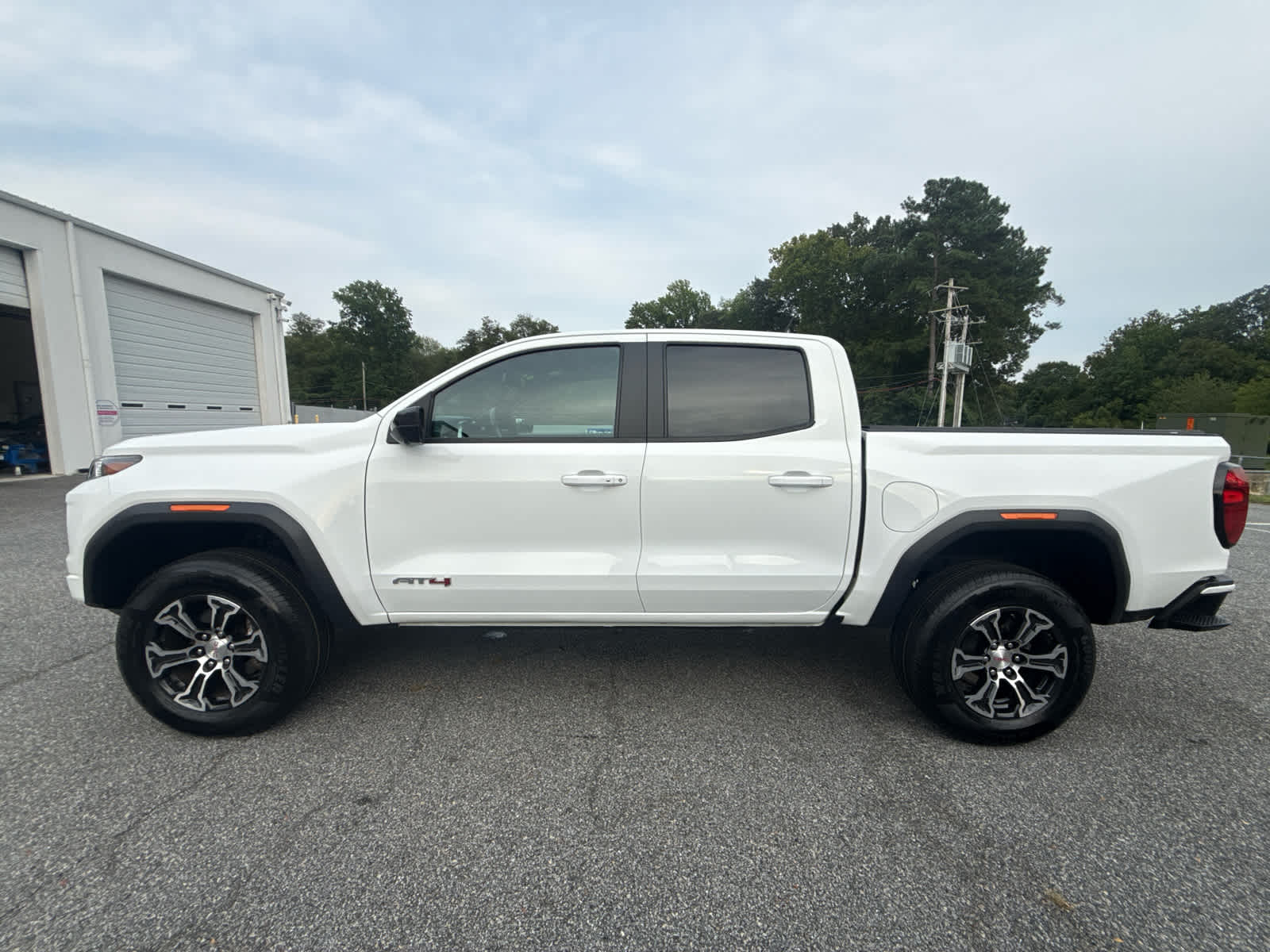 Used 2023 GMC Canyon 4WD AT4 Truck