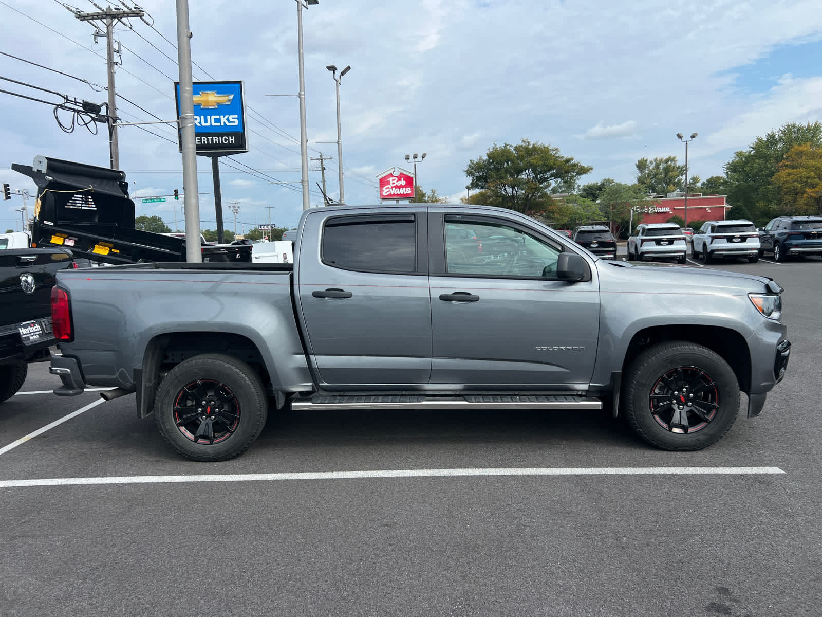 2022 Chevrolet Colorado Work Truck photo 4