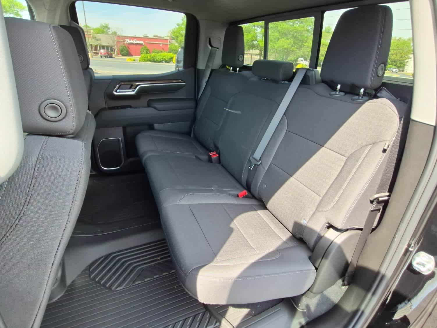2026 Chevrolet Silverado 1500 LT - Photo 7