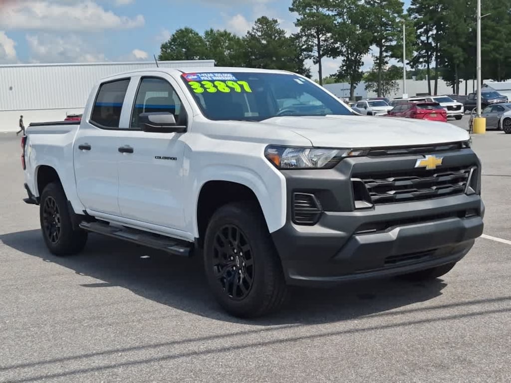 Certified 2025 Chevrolet Colorado WT/LT Truck