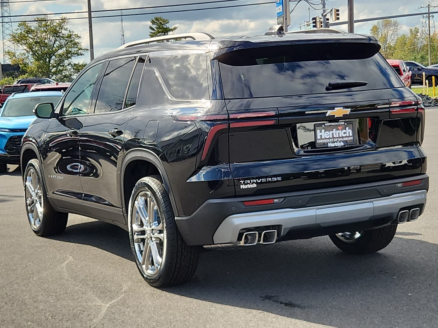 2026 Chevrolet Traverse photo 4