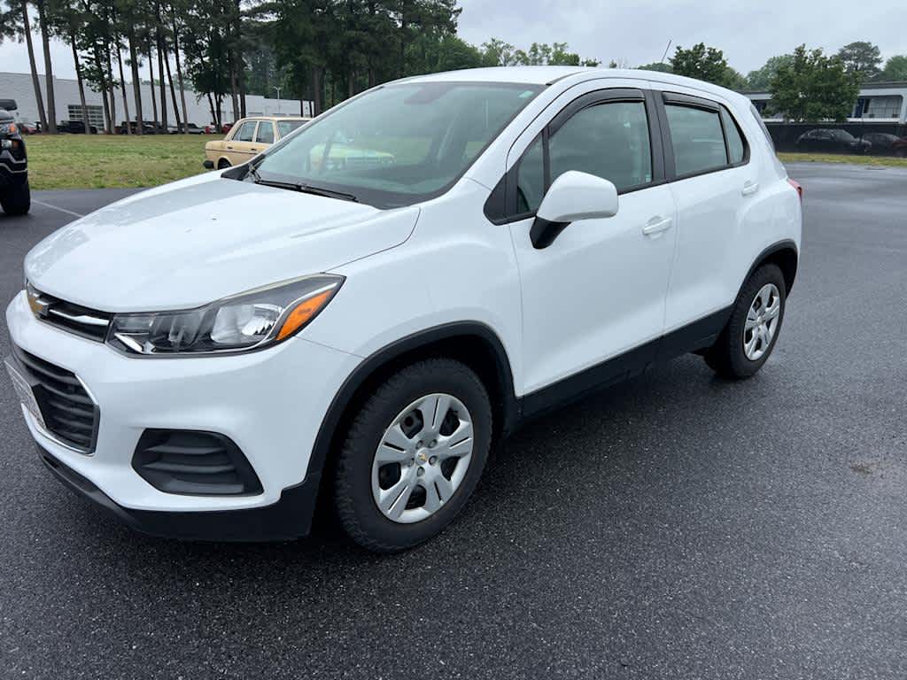 2018 Chevrolet Trax LS's photo