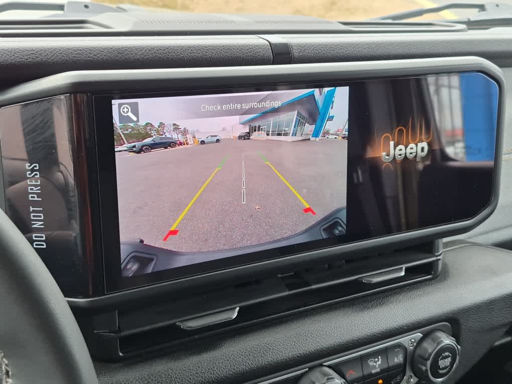 2025 Jeep Gladiator Willys - Photo 14