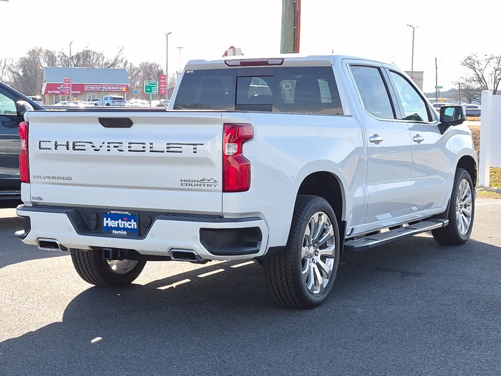 Used 2022 Chevrolet Silverado 1500 LTD High Country 4WD Crew Cab 147 Truck Crew Cab