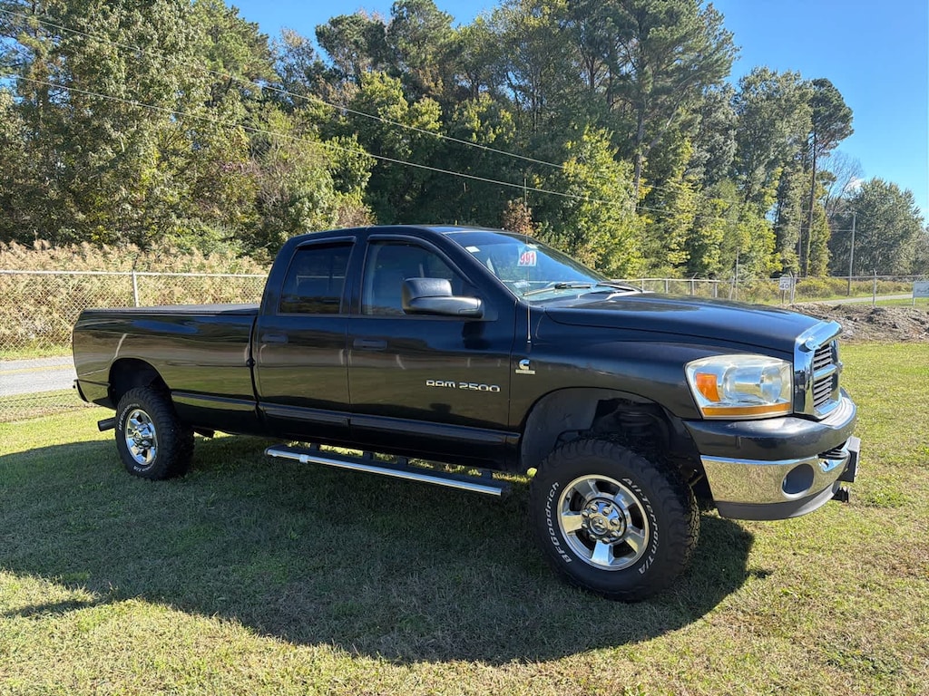 Used 2006 Dodge Ram 2500 SLT/TRX4 Off Road/Sport/Power Wagon Truck Quad Cab