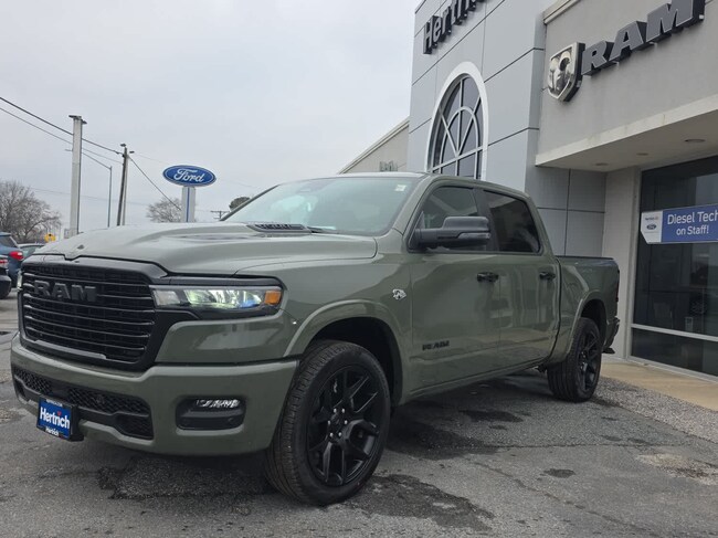 2026 Ram 1500 LARAMIE CREW CAB 4X4 5'7 BOX Pickup