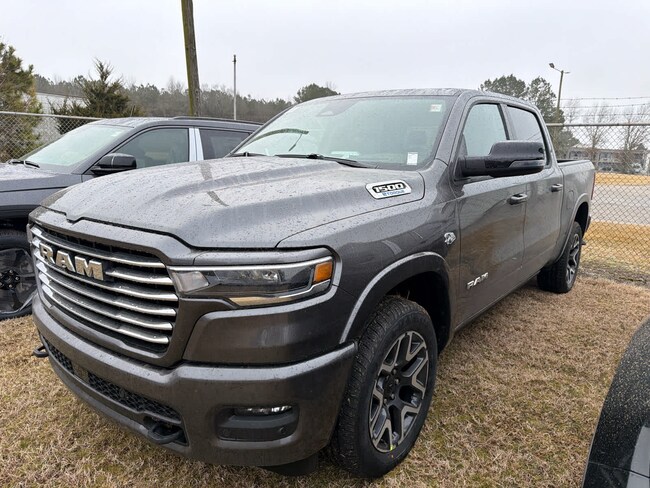 2026 Ram 1500 LARAMIE CREW CAB 4X4 5'7 BOX Pickup