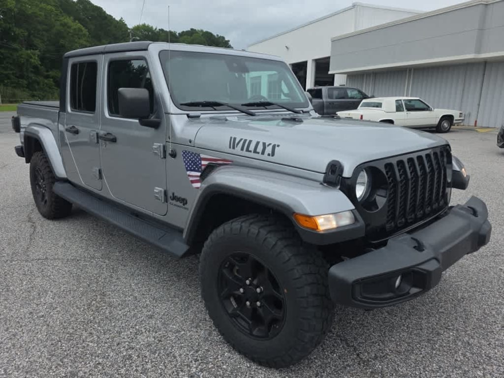 Used 2021 Jeep Gladiator Sport Truck Crew Cab