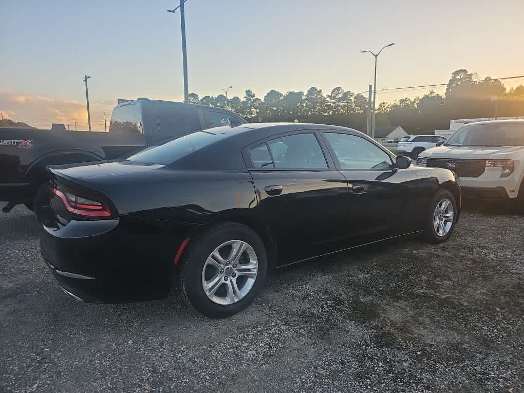2023 Dodge Charger SXT photo 3