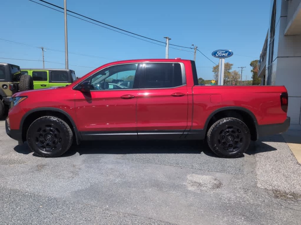 Used 2025 Honda Ridgeline Sport Truck Crew Cab
