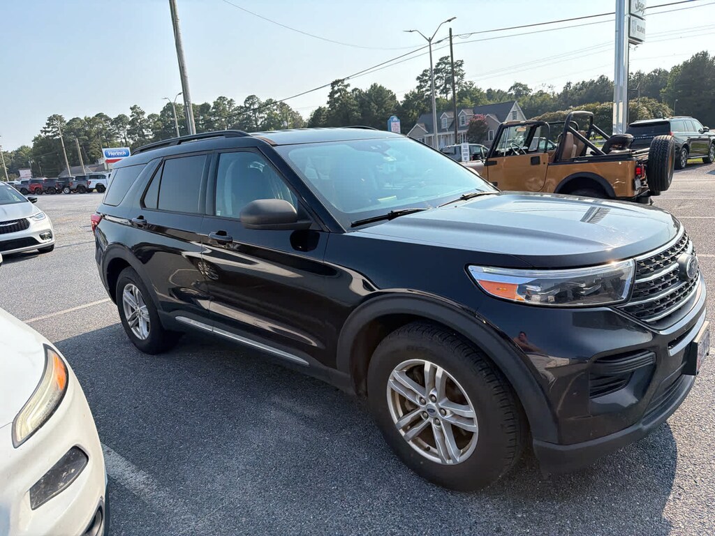 Used 2022 Ford Explorer XLT SUV