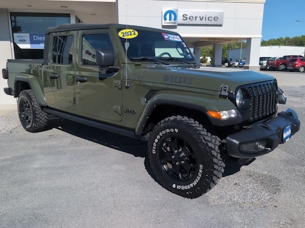 2022 Jeep Gladiator Sport Truck Crew Cab