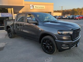 2026 Ram 1500 LARAMIE CREW CAB 4X4 5'7 BOX Pickup