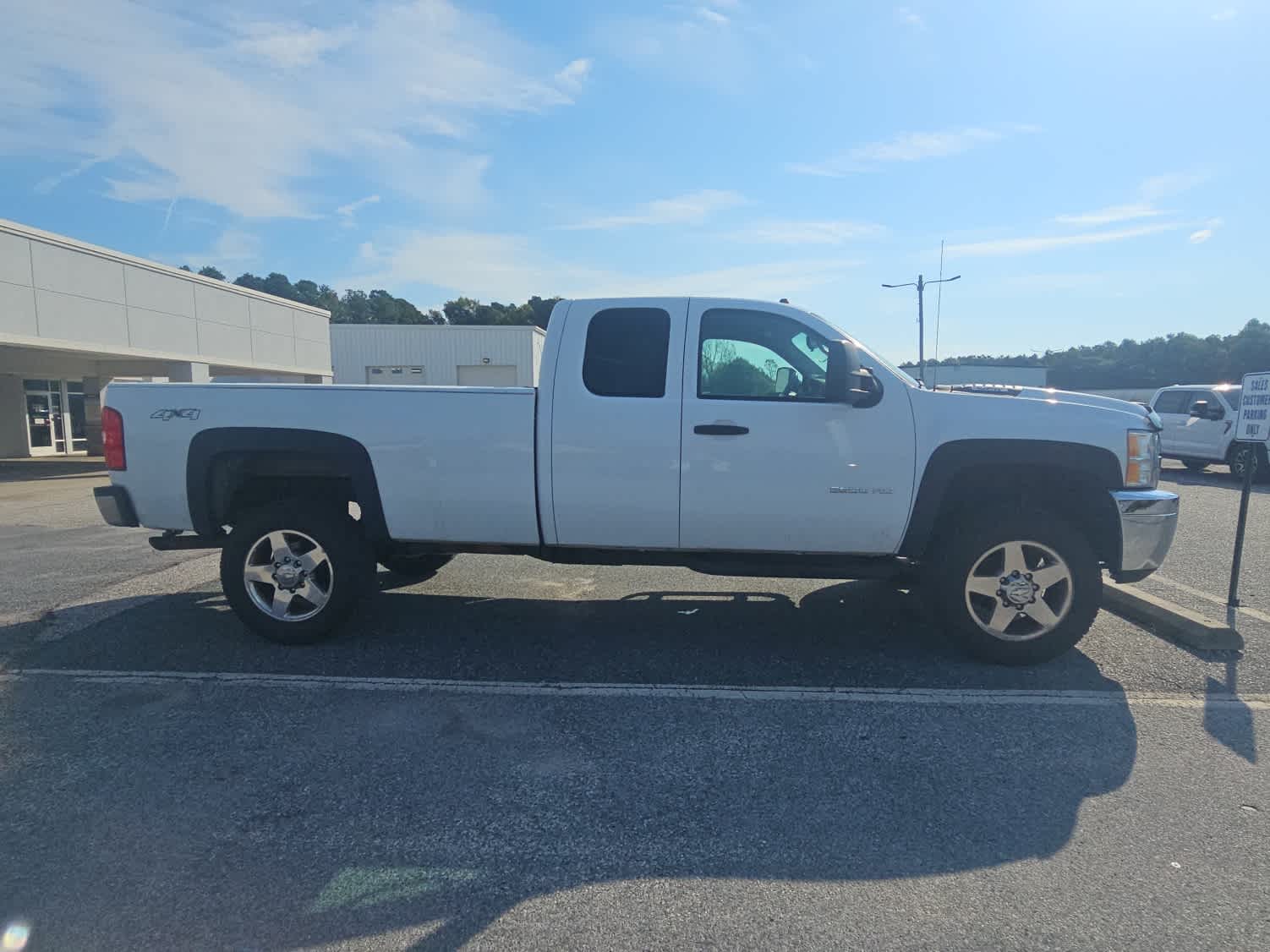 2013 Chevrolet Silverado 2500HD photo 2