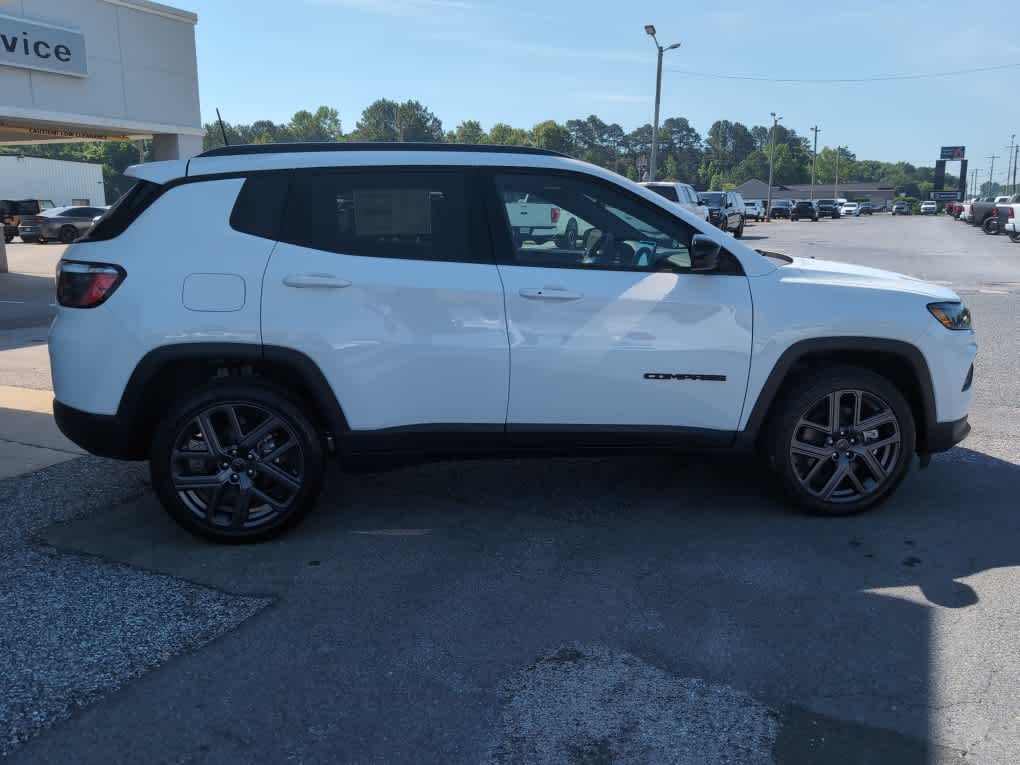 2026 Jeep Compass Altitude - Photo 11