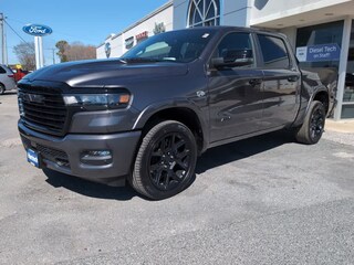 2026 Ram 1500 LARAMIE CREW CAB 4X4 5'7 BOX Pickup