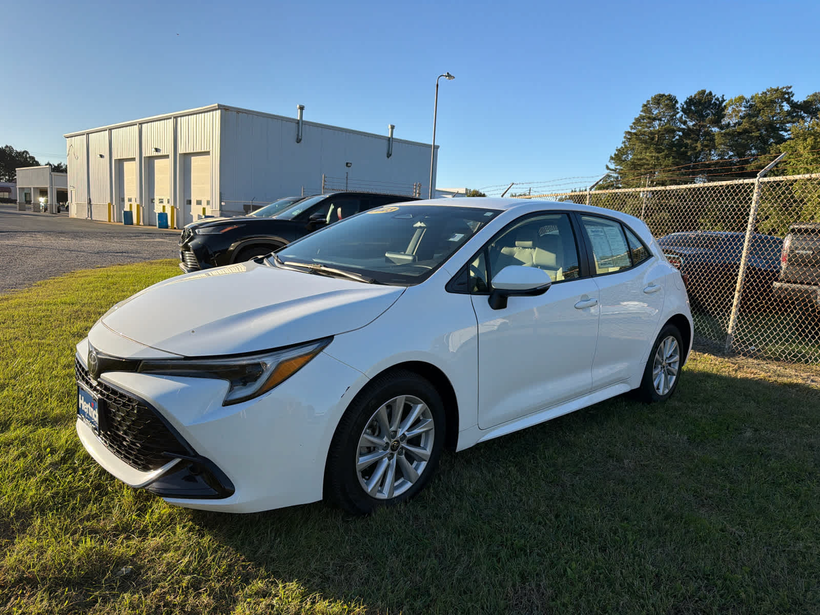 Used 2023 Toyota Corolla Hatchback SE Hatchback