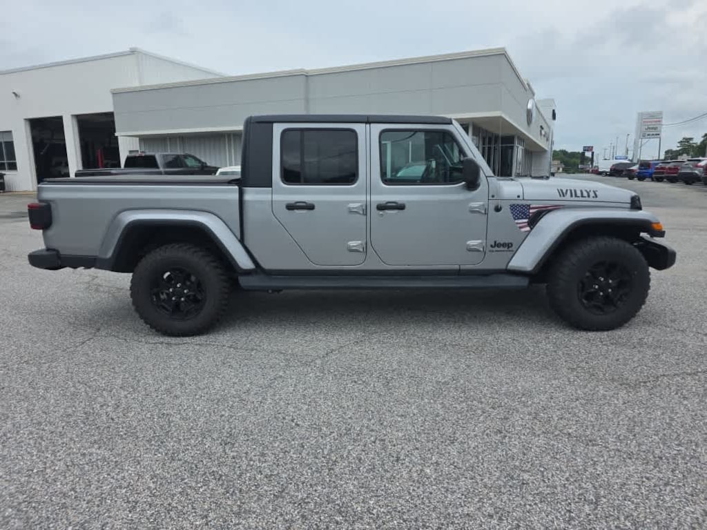 Used 2021 Jeep Gladiator Sport Truck Crew Cab