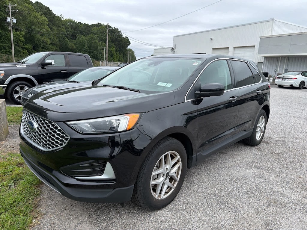 Used 2024 Ford Edge SUV