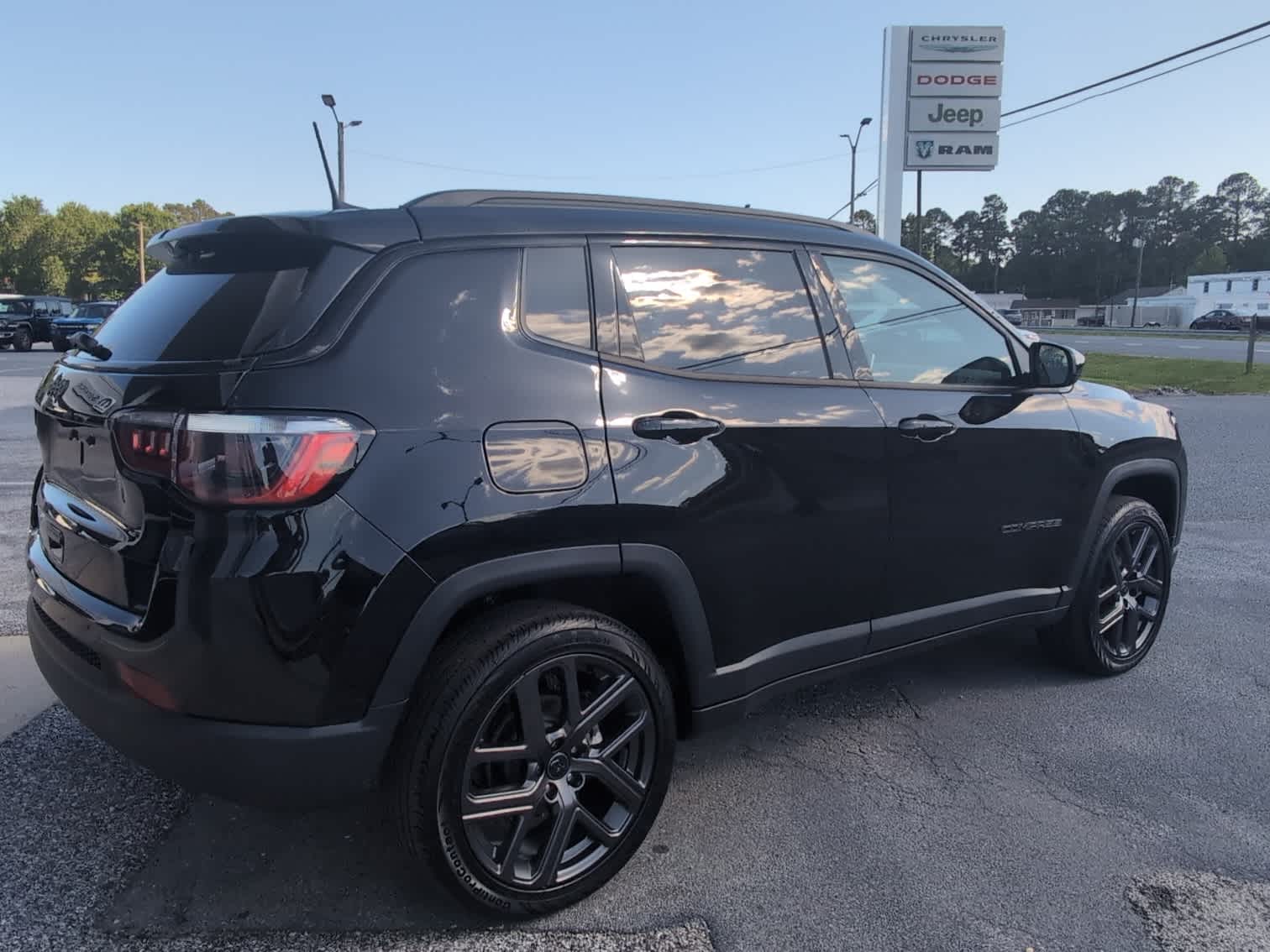 2026 Jeep Compass Latitude Altitude - Photo 10