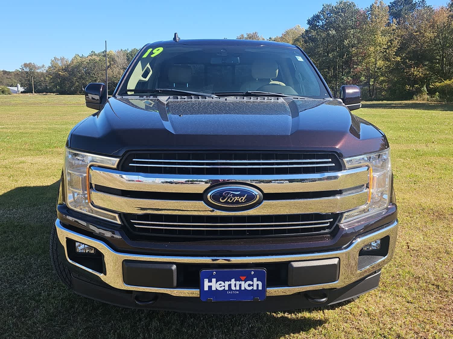 2019 Ford F-150 Lariat photo 2