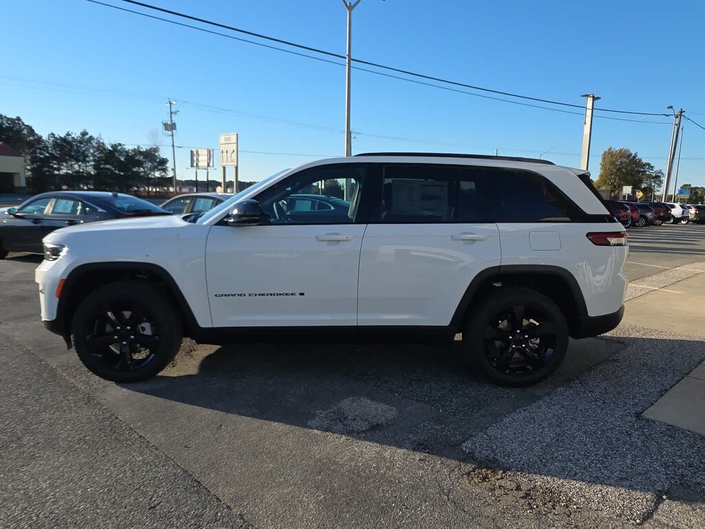 New 2025 Jeep Grand Cherokee LIMITED 4X4 Sport Utility