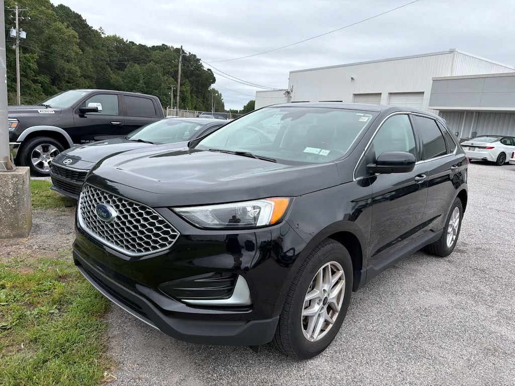 Used 2024 Ford Edge SUV