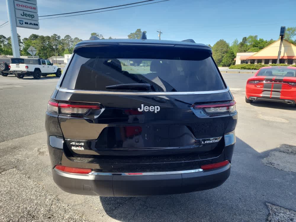 2025 Jeep Grand Cherokee Laredo X photo 4