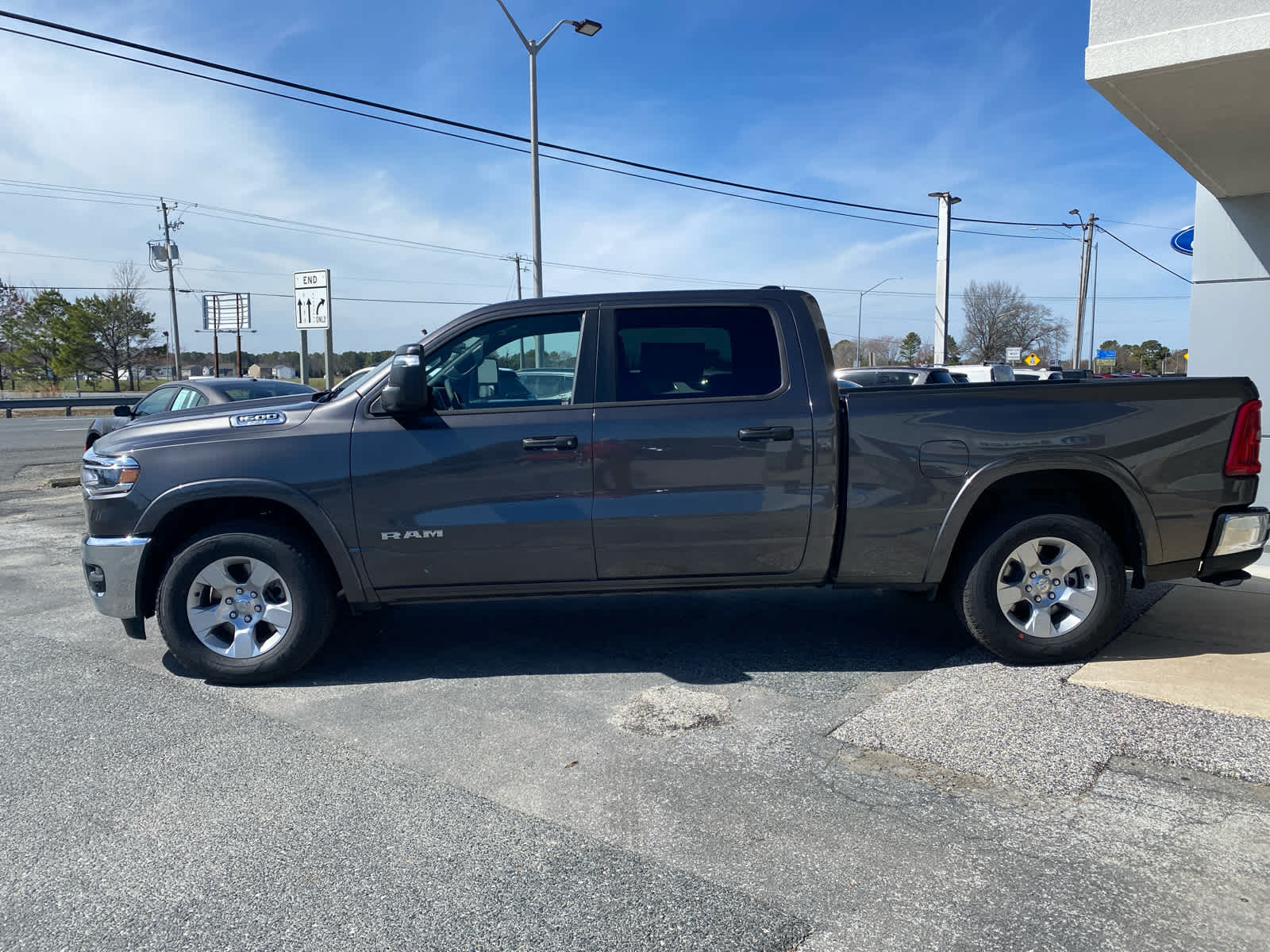 2025 Ram 1500 Big Horn photo 2