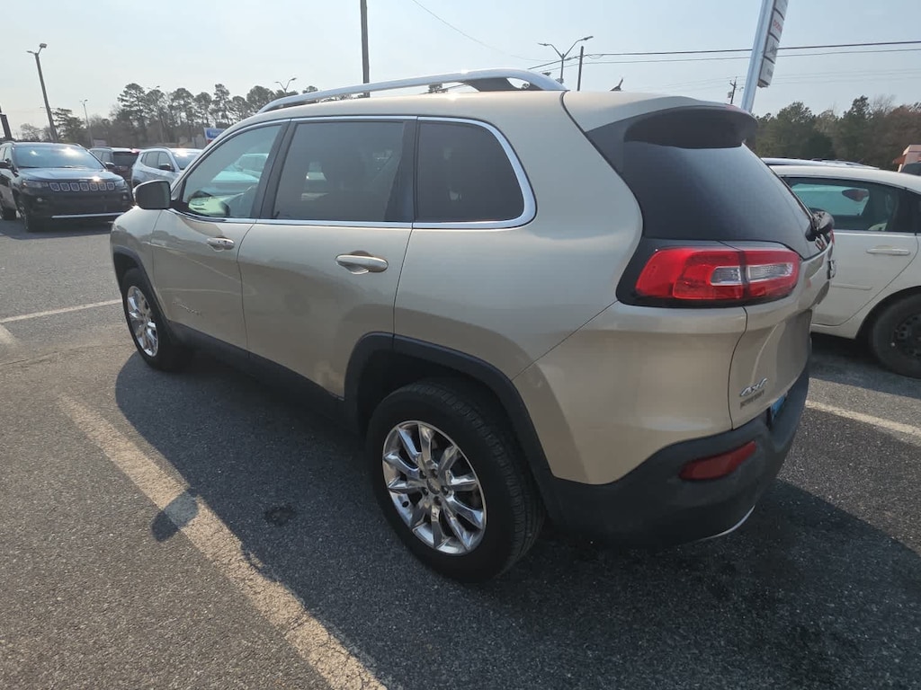Used 2015 Jeep Cherokee Limited 4x4 SUV