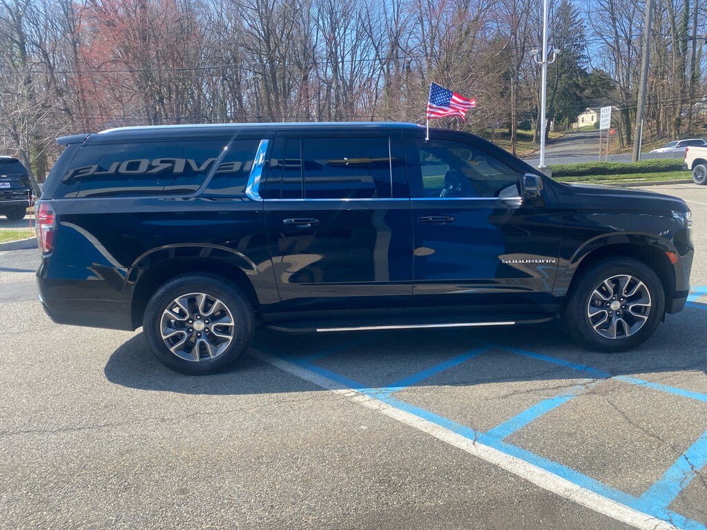 Used 2022 Chevrolet Suburban LT SUV