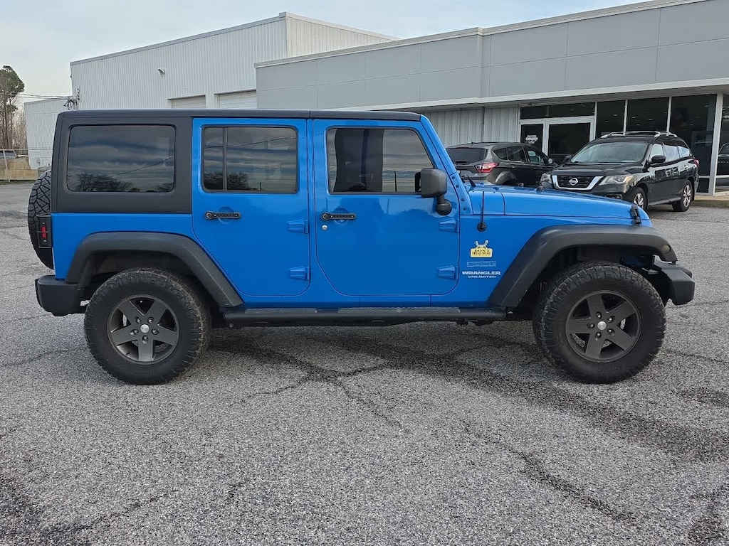 Used 2011 Jeep Wrangler Unlimited Sport SUV