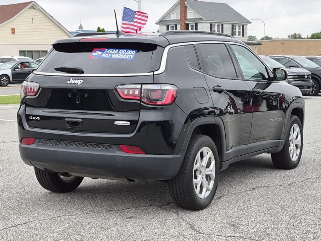 Used 2024 Jeep Compass Latitude SUV