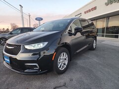 2025 Chrysler Pacifica SELECT Passenger Van