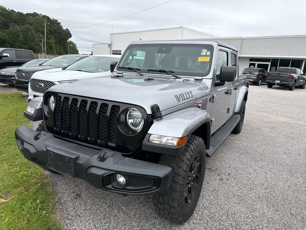 Used 2021 Jeep Gladiator Sport Truck Crew Cab