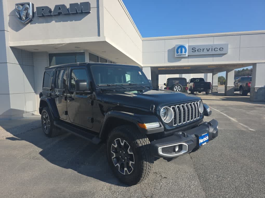 2026 Jeep Wrangler 4-Door Sahara's photo